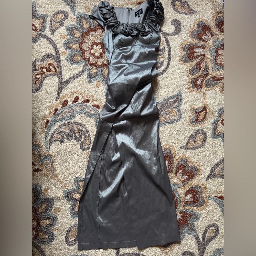 XSCAPE Petite by Joanna Chen Elegant Gray Evening Dress